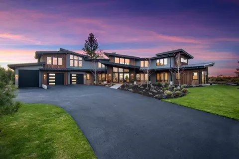 18848 Ridgeline Dr, Bend, OR 97703