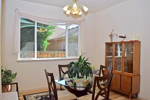 Dining - 479 Quail Run, Eagle Point, OR 97524 photo 3 of 4