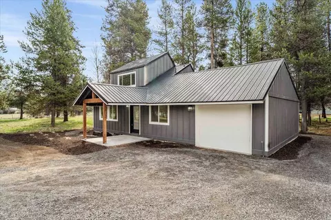 Exterior - 16575 Prairie View Dr, La Pine, OR 97739 photo 4 of 11