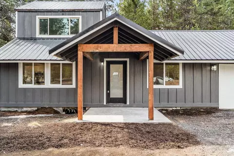 Exterior - 16575 Prairie View Dr, La Pine, OR 97739 photo 3 of 11