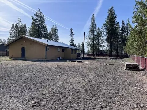 Exterior - 16210 5th St, La Pine, OR 97739 photo 9 of 15
