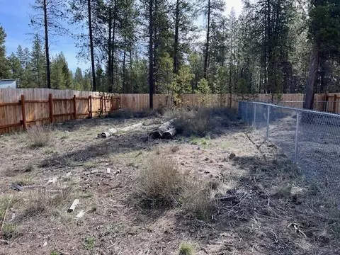 Exterior - 16210 5th St, La Pine, OR 97739 photo 4 of 15