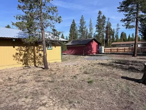 Exterior - 16210 5th St, La Pine, OR 97739 photo 7 of 15