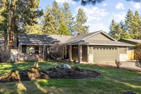 61478 Duncan Ln, Bend, OR 97702