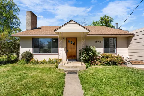 1946 Sunset Dr, Medford, OR 97501