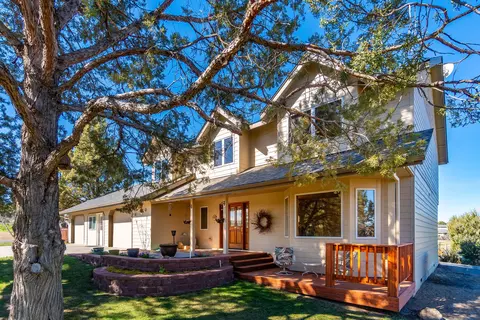 Exterior - 22390 Mcardle Rd, Bend, OR 97702 photo 19 of 23