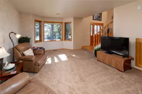 Living - 22390 Mcardle Rd, Bend, OR 97702 photo 1 of 4