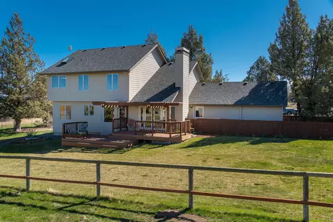 Exterior - 22390 Mcardle Rd, Bend, OR 97702 photo 16 of 23