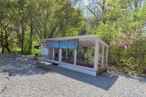 Exterior - 3445 Granite Hill Rd, Grants Pass, OR 97526 photo 12 of 16