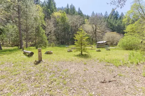 View/Area - 3445 Granite Hill Rd, Grants Pass, OR 97526 photo 3 of 8