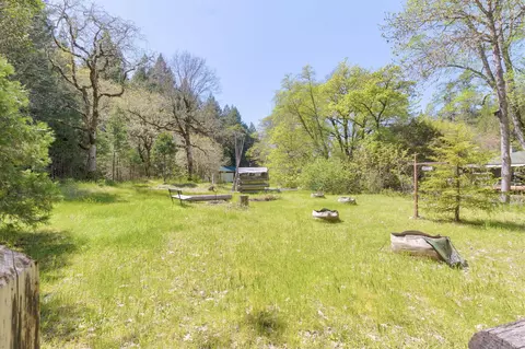 View/Area - 3445 Granite Hill Rd, Grants Pass, OR 97526 photo 4 of 8