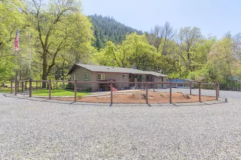 View/Area - 3445 Granite Hill Rd, Grants Pass, OR 97526 photo 8 of 8