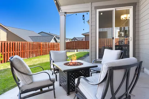 1327 NE Sunrise St, Prineville, OR 97754