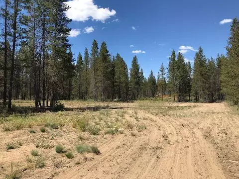 16780 Pine Pl, La Pine, OR 97739 photo 8
