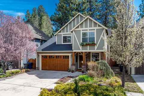 19751 Dartmouth Ave, Bend, OR 97702
