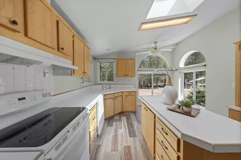 1643 Yoke Rd, La Pine, OR 97739 photo 13