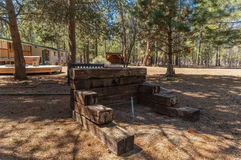 1643 Yoke Rd, La Pine, OR 97739 photo 7