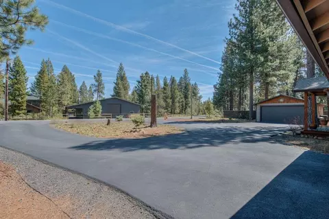 View/Area - 56243 Solar Dr, Bend, OR 97707 photo 1 of 1