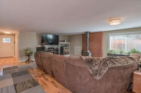 Living - 56243 Solar Dr, Bend, OR 97707 photo 3 of 3