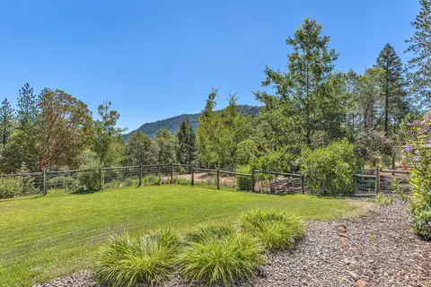 Exterior - 68 Busch Rd, Trail, OR 97541 photo 17 of 28