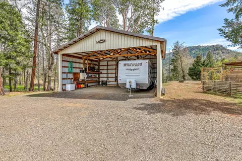 Exterior - 68 Busch Rd, Trail, OR 97541 photo 9 of 28