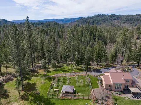 Exterior - 68 Busch Rd, Trail, OR 97541 photo 27 of 28