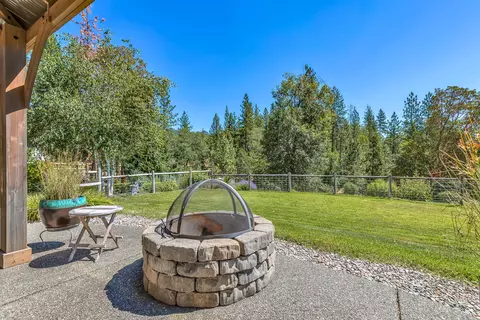 Exterior - 68 Busch Rd, Trail, OR 97541 photo 16 of 28