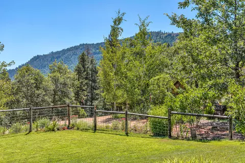 Exterior - 68 Busch Rd, Trail, OR 97541 photo 18 of 28
