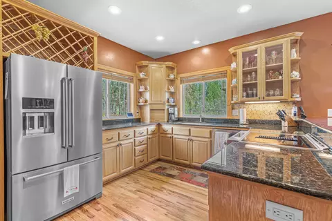 Kitchen - 68 Busch Rd, Trail, OR 97541 photo 3 of 3