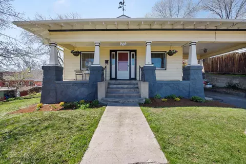 320 N 7th St, Klamath Falls, OR 97601