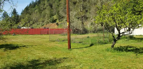 View/Area - 7055 Takilma Rd, Cave Junction, OR 97523 photo 2 of 2