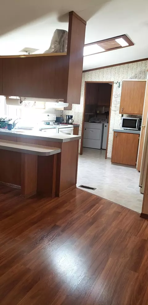 Kitchen - 7055 Takilma Rd, Cave Junction, OR 97523 photo 2 of 4