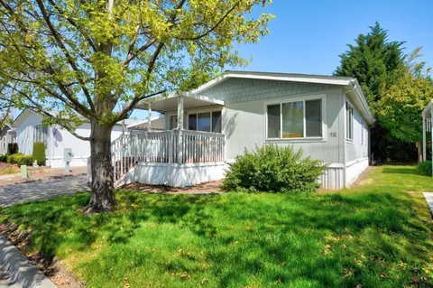 10 E South Stage Rd #SPC 410, Medford, OR 97501