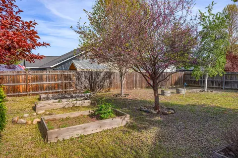 Exterior - 9 Chantrell Ct, Eagle Point, OR 97524 photo 9 of 15