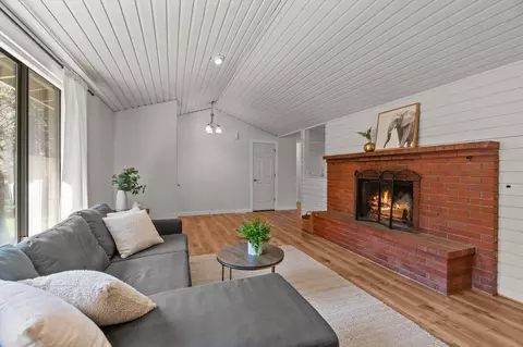 Living - 2641 NW Robert Way, Bend, OR 97703 photo 9 of 9