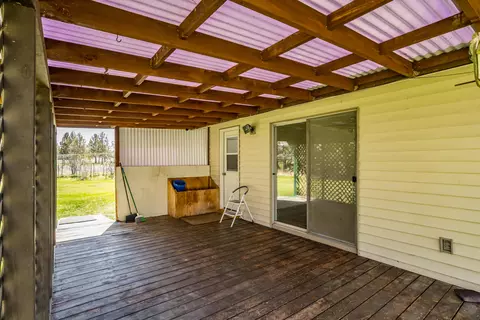 Exterior - 22070 Erickson Rd, Bend, OR 97701 photo 7 of 12