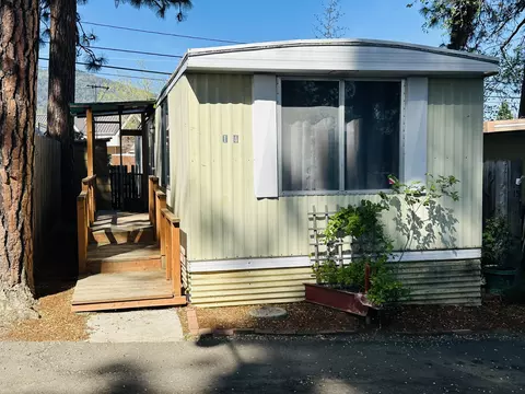 1565 Siskiyou Blvd #SPC 14, Ashland, OR 97520