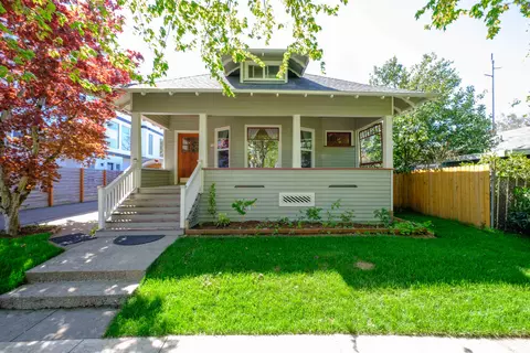 1116 SE Tenino St, Portland, OR 97202