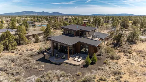 View/Area - 22972 Ghost Tree Ln, Bend, OR 97701 photo 7 of 7