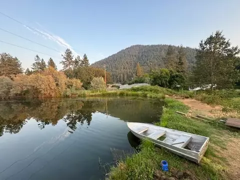 favill lane, Grants Pass, OR 97526