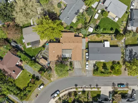 Exterior - 3630 Hilsinger Rd, Phoenix, OR 97535 photo 18 of 18
