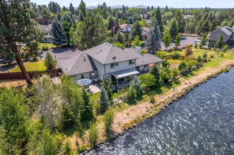 View/Area - 21010 Wilderness Way, Bend, OR 97702 photo 3 of 4