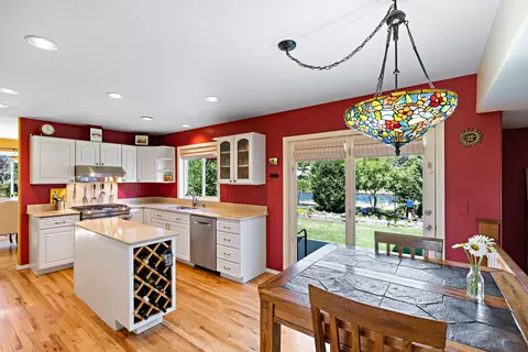 Kitchen - 21010 Wilderness Way, Bend, OR 97702 photo 1 of 5