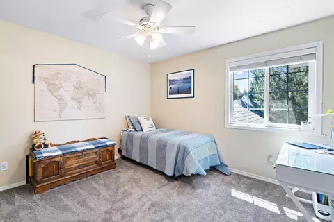 Bedroom - 21010 Wilderness Way, Bend, OR 97702 photo 4 of 5