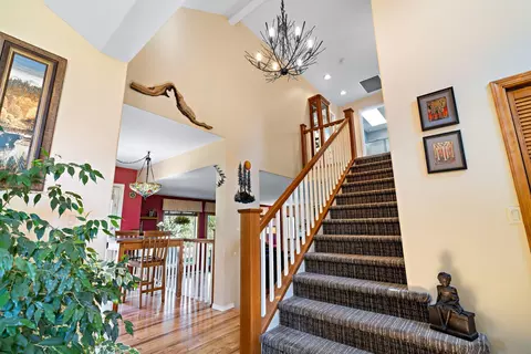 Entry Way - 21010 Wilderness Way, Bend, OR 97702 photo 2 of 2