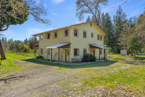 4701 Holland Loop Rd, Cave Junction, OR 97523