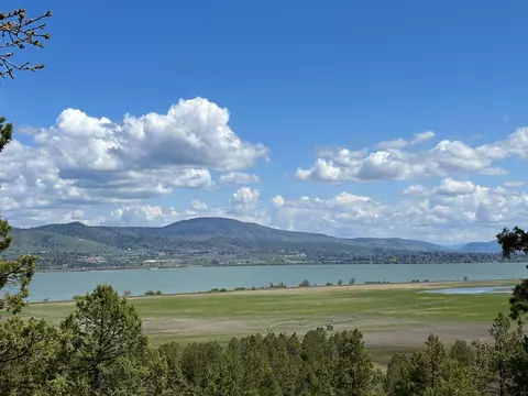 murrelet drive, Klamath Falls, OR 97601
