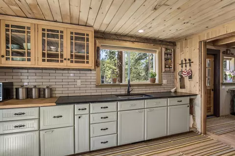 60169 Cheyenne Rd, Bend, OR 97702 photo 32