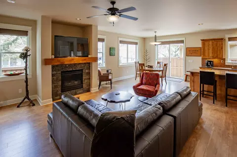 1681 NW Precision Ln, Bend, OR 97703 photo 4