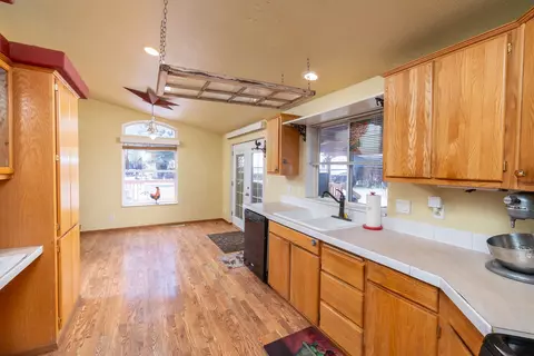 59988 Navajo Rd, Bend, OR 97702 photo 19